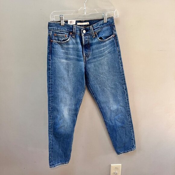 NEW Levis‎ Wedgie Fit Jeans - Size 26 - Picture 1 of 7
